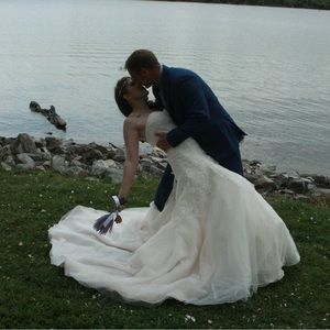 Stunning essense of Australia wedding dress